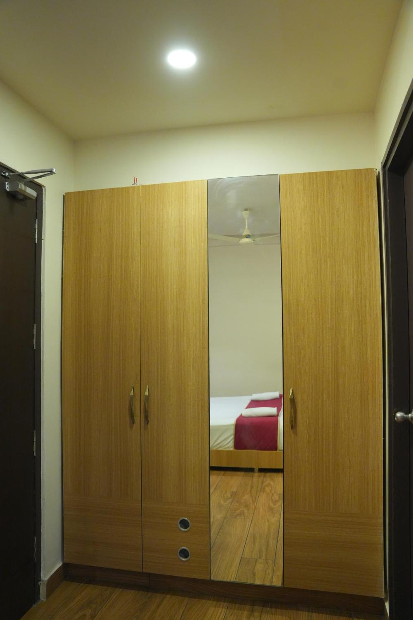 Kvp Golden Inn Tirupati Eksteriør billede