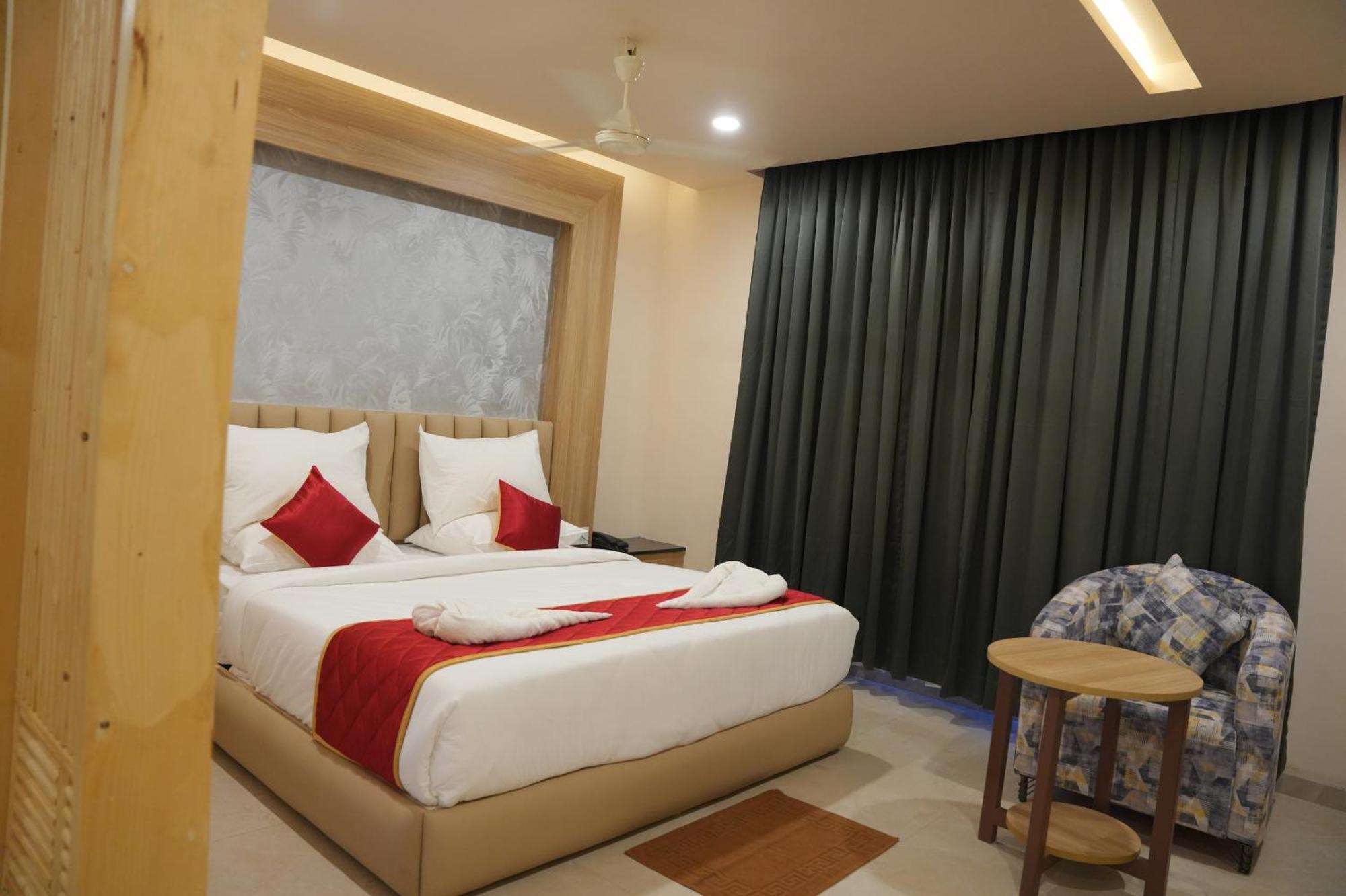 Kvp Golden Inn Tirupati Eksteriør billede